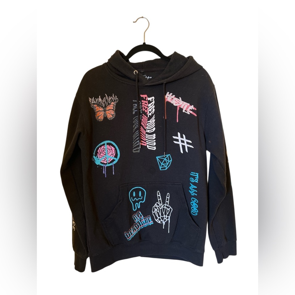 Eighty Eight Graphic Hoodie Streetwear Drip Butterfly Peace Medium  Unisex